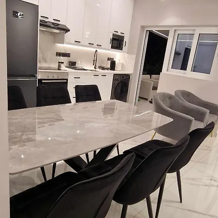 3 Modern Close To The Beach! 公寓 *