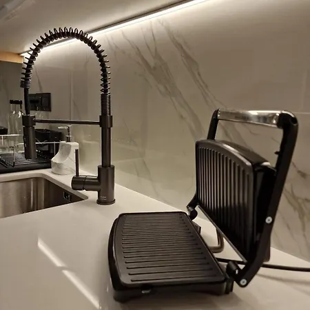 3 Modern Close To The Beach! Apartament