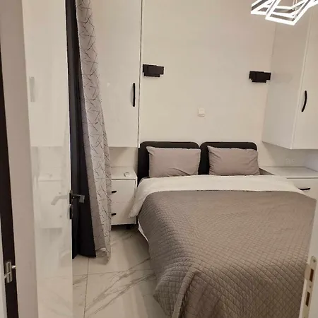 Apartament 3 Modern Close To The Beach!