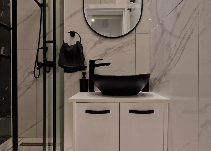 Lejlighed 3 Modern Close To The Beach! Larnaca