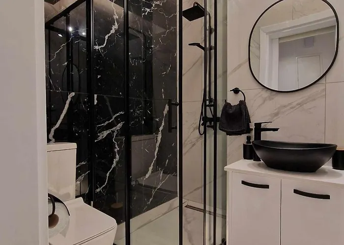 3 Modern Close To The Beach! Larnaca