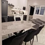 3 Modern Close To The Beach! Lejlighed *